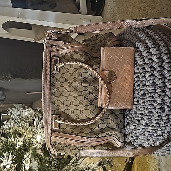 Authentic Rose GUCCI Bag & Wallet - Picture 1 of 16